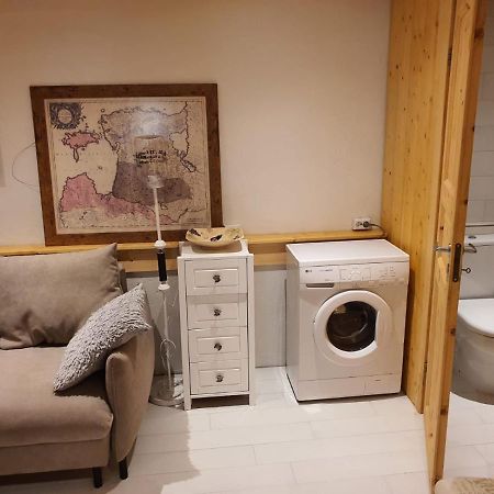 City Center Basement Studio 塔林 外观 照片
